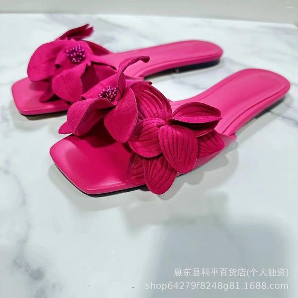 Terlik ayakkabı bayanlar 'çiçek lüks slaytlar bej topuklu sandalet düşük kayma kadın tasarımcısı düz siyah yumuşak 2024 yaz temel pu
