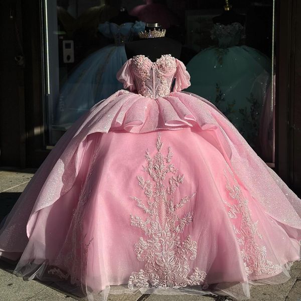 Розовое блестящее платье Quinceanera с открытыми плечами и аппликацией из кружева и бисера, тюлевое платье принцессы, милое праздничное платье для 16 лет, платья de 15