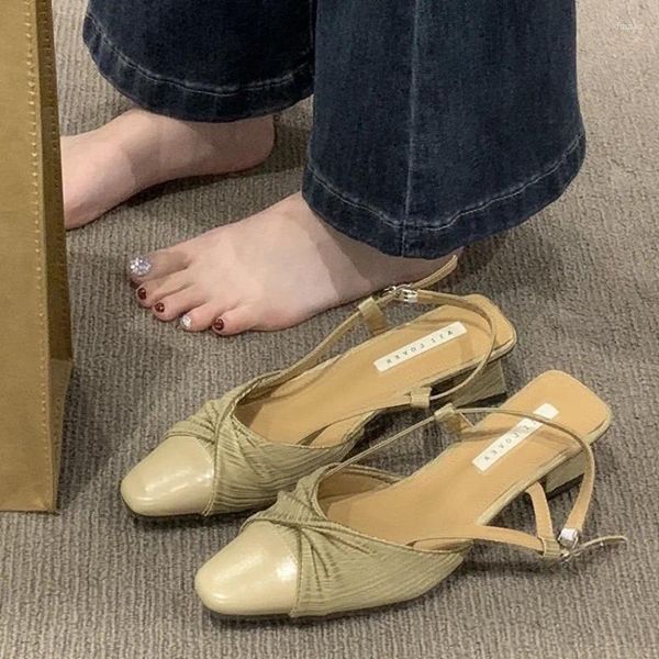 Sandali bassi donna in pelle con tacco largo abito femminile beige scarpe da donna 2024 tacco basso multicolore grosso nero moda estate