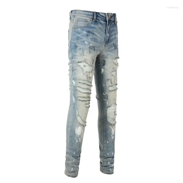 Jeans masculinos vendem UE Streetwear Jovem Slim Fit Destruído Buracos Luz Azul Stretch Arranhado Gotejamento Italiano