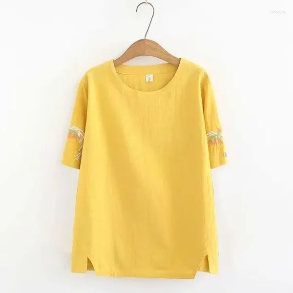 Mulheres camisetas 2024 verão camiseta mulheres o-pescoço meia manga casual vintage flor bordado tops soltos pullovers feminino mãe elegante