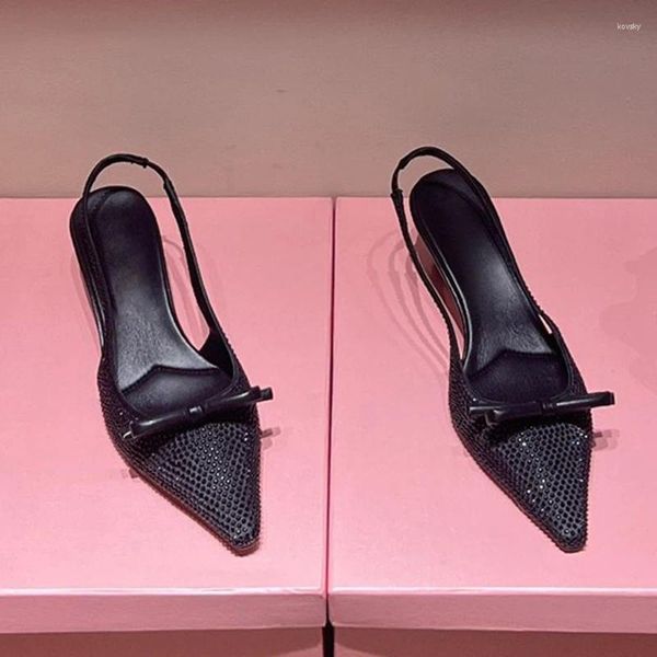 Scarpe eleganti 2024 Moda primaverile per donna con décolleté a punta Designer di marca Comodi Zapatos femminili