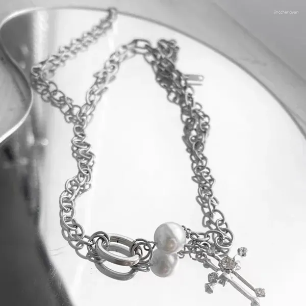 Collane con ciondolo Originale significato unico e collana a doppio strato con giunture di perle a forma di croce in stile hip-hop in stile americano alla moda