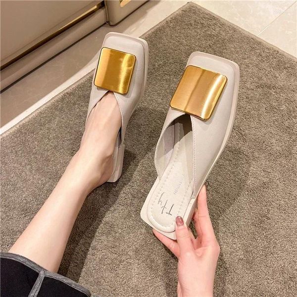 Terlik 2024 Kadın Satış Slingback Moda Sonbahar Metal Günlük Ayakkabı Kapalı Ayak Tip Düz Rahat Rahat