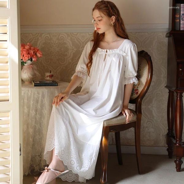 Kadın pijama uykusu Nightgowns Pamuk İşlemeli Fransız Tarzı Pijamaları Kızlar İçin İlkbahar Yaz Elbisesi Kadın Kısa Kollu Kare Yaka