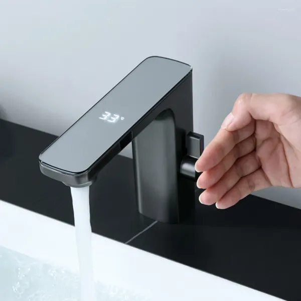 Banyo Lavabo muslukları Akıllı Sensör Havzası Musluğu Dijital Ekran Soğuk Su Karıştırıcısı Musluk 1 Delik Güverte Mouted Ev Parçaları