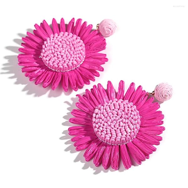 Baumelnde Ohrringe AENSOA Böhmischer rosafarbener Raffia-Sonnenblumen-Tropfen für Frauen Handgefertigter gewebter großer Blumen-hängender Strandschmuck