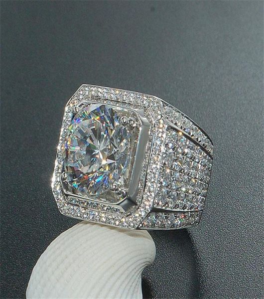 Splendidi gioielli di moda fatti a mano in argento sterling 925 popolare taglio rotondo topazio bianco diamante CZ pietre preziose piene fede nuziale da uomo Rin1198654