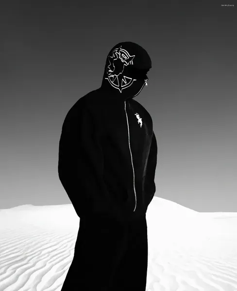 Erkek Hoodies 2024 Sonbahar ve Kış Sıcak Kişiselleştirilmiş Moda Fermuarı Hoodie Retro Klasik Gotik Gotik Gevşek Çift Ceket