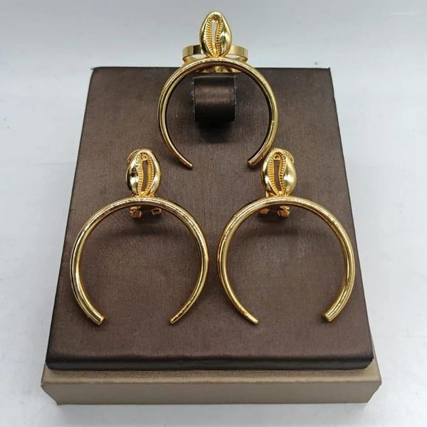 Schönes Halskette-Ohrring-Set und Ringschmuck für Frauen, 18 Karat Gold, Clip, verstellbar, für Hochzeiten, Partys