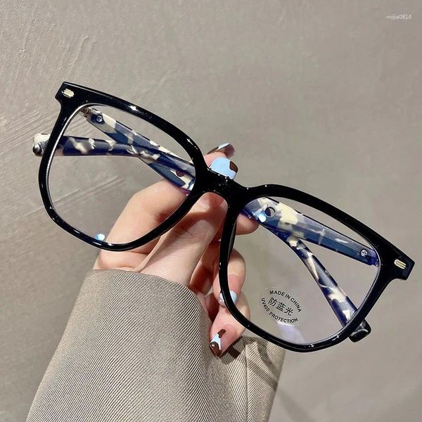 Óculos de sol quadros hong kong estilo tendência óculos de madeira cor perna forma quadrada transparente feminino luz azul bloqueando vidro de computador