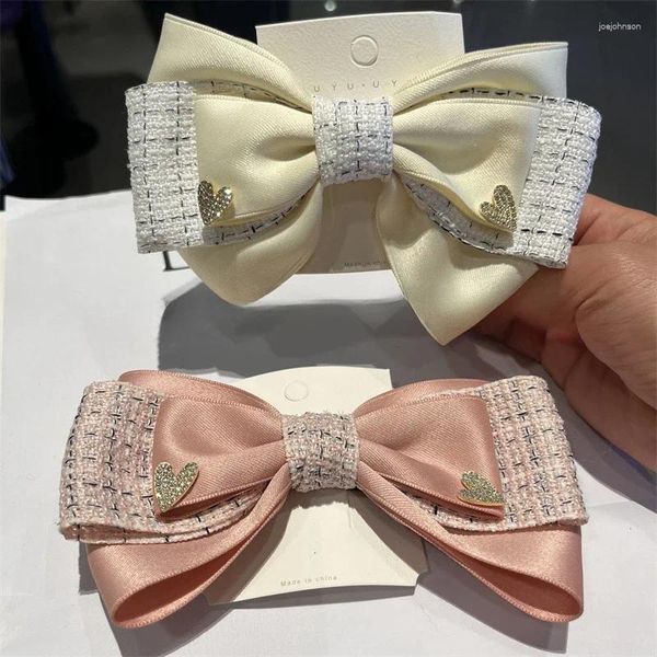 Broschen Koreanische Stoffkunst Schleife Herzförmige Kristallbowknot Krawatte College-Stil Hemdkragennadeln Elegante Schmuckaccessoires