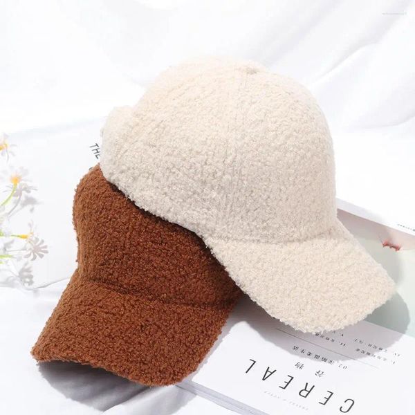 Top Caps Moda Kuzu Yün Beyzbol Şapkaları Kış Yumuşak Oyuncak Velvet Açık Sıcak Kırktıcı Katı Vizörler Kadınlar için Polar Polar Kapağı