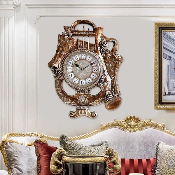 Relógios de parede Estilo Europeu Retro Relógio Sala de estar Grande Villa de Luxo Decorativa Silenciosa Quartzo Criatividade Atmosférica