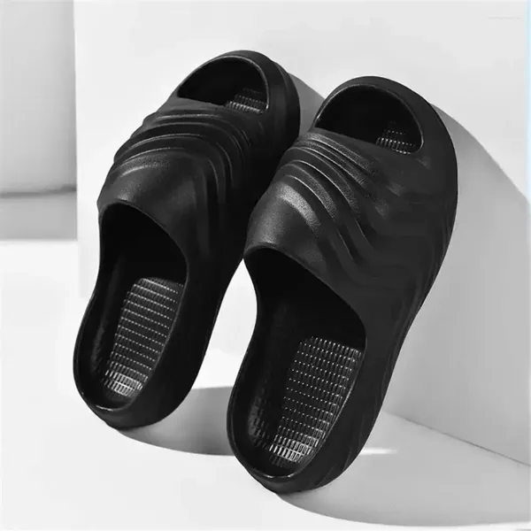Chinelos de verão toalete sandálias confortáveis para homens botas brancas sapatos anti deslizamento chinelo tênis esportes cuidador classe