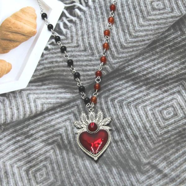 Цепочки Готическое ожерелье со Святым Сердцем Ex Voto Milagros Красные бусины Подвески Ювелирные изделия-талисманы