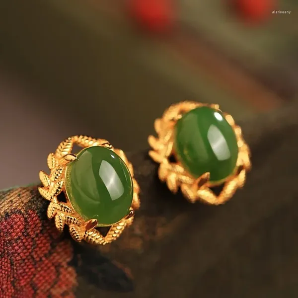 Brincos de garanhão estilo tribunal natural um verde jade para mulheres antigo artesanato de ouro requintado folha brincos jóias de banquete