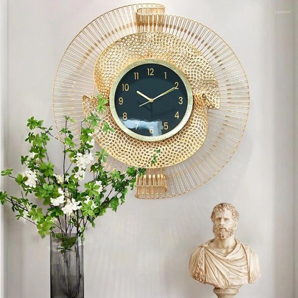 Relógios de parede High-end luxuoso relógio de ouro design moderno decoração de casa moda sala de estar jantar