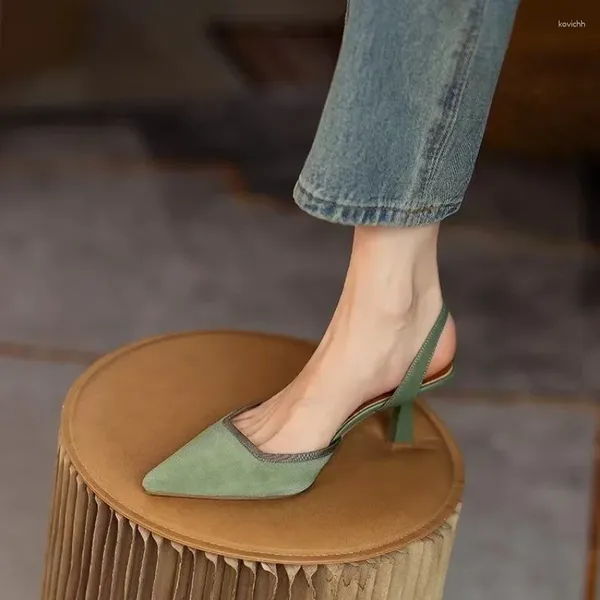 Сандалии, весна-лето 2024, женские замшевые кожаные туфли с закрытым носком во французском стиле, туфли на высоком каблуке зеленого цвета с острым носком