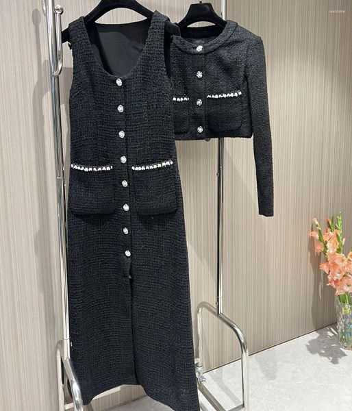 İş Elbiseleri 2024 Bahar Kadınlar Patchwork Siyah Tweed Set Kolsuz O yaka Uzun Beklenmiş Kısa Katlar
