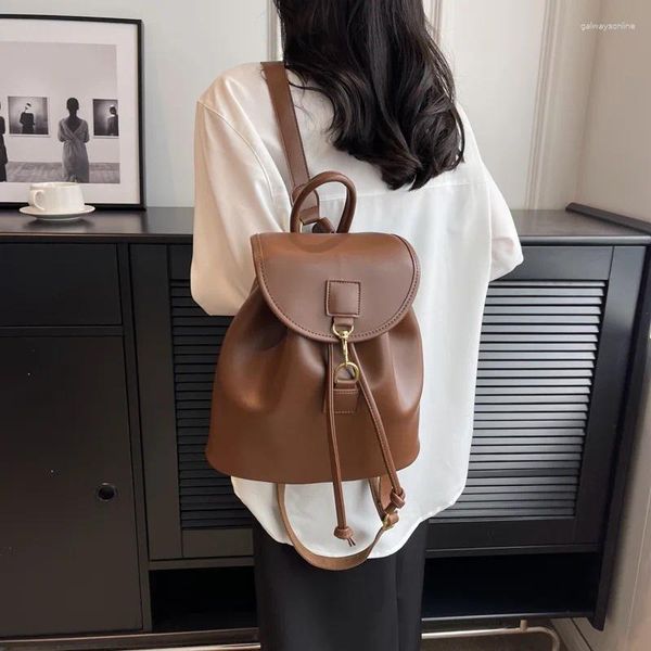 Sacos escolares femininos vintage marrom mochila moda senhora grande balde saco versátil ombro viagem para meninas estudante