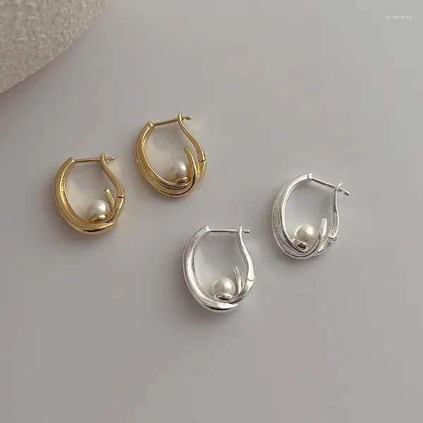 Baumelnde Ohrringe Minar Cool Hollow Twisted Geometrisch Tropfen für Frauen Großhandel Gold Silber vergoldet Messing simulierte Perle Statement-Ohrring