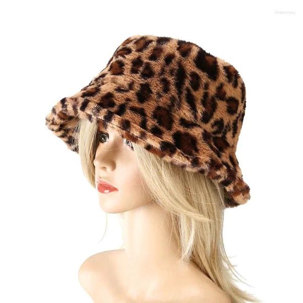 Береты 2024, теплая панама унисекс с леопардовым принтом, ветрозащитная плюшевая рыбацкая шапка, зимняя повседневная утолщенная уличная шапка из искусственного меха