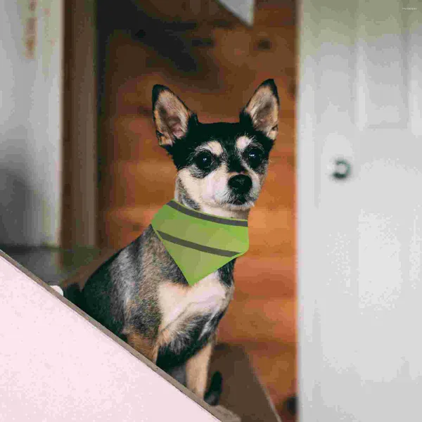 Abbigliamento per cani 2 pezzi Asciugamano triangolare per animali domestici Bavaglino di sicurezza Bandana riflettente Sciarpa luminosa Bandane Turbanti per cuccioli in poliestere