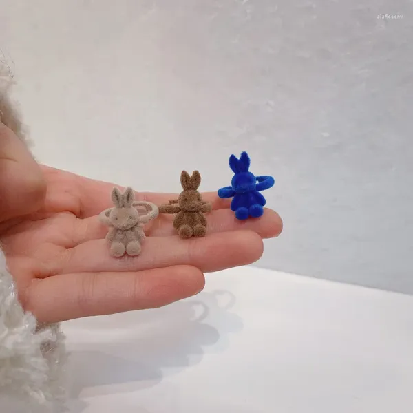 Кольца кластера, осень-зима, флокированное, с мультяшным кроликом, медведем для женщин и девочек, 2024, винтажное бархатное корейское милое регулируемое кольцо на палец