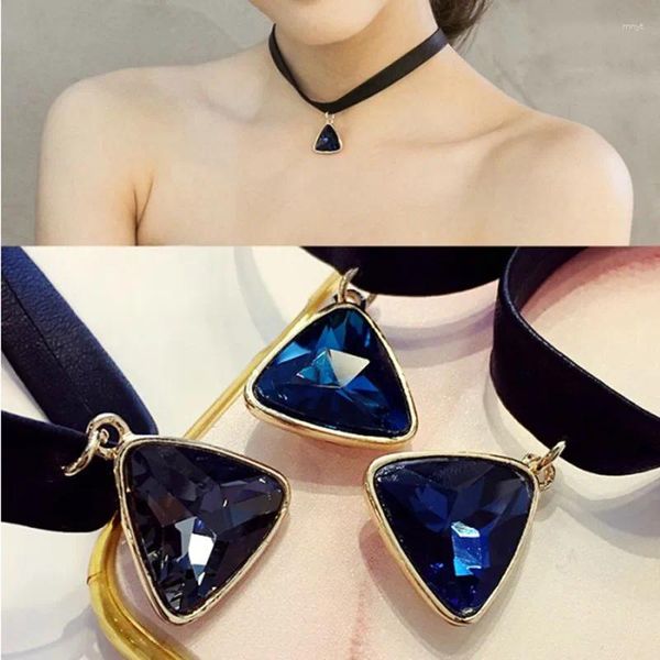 Anhänger Halsketten Vintage Schwarz Samt Choker Frauen Kristall Dreieck Chocker Halskette Collier Ras De Cou Collares Mujer Schmuck Geschenk