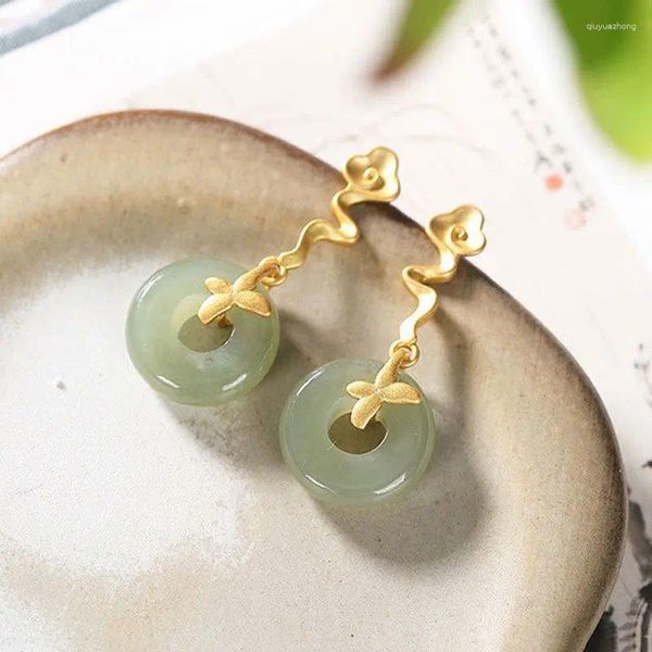 Brincos pendurados S925 prata esterlina nuvem auspiciosa ruyi parafuso prisioneiro natural hetian jade cinza estilo antigo fivela de paz