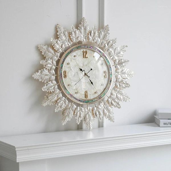 Relógios de parede Luxo Cor Shell Relógio Criativo Folha de Ouro Decorativo Moderno Simples Casa Sala de Estar Mudo