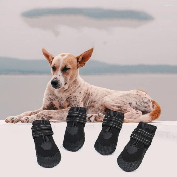 Abbigliamento per cani 4 pezzi Scarpe invernali calde per animali domestici Stivali impermeabili per cani di piccola taglia in tessuto antiscivolo Riflettenti sicuri per la notte per cani