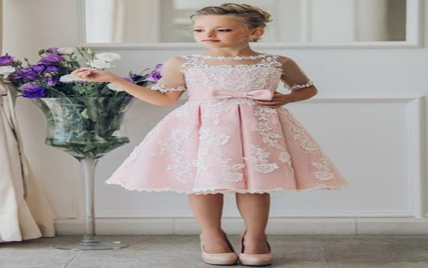 Abiti da ragazza di fiore vintage per matrimoni Blush Pink Princess Tutu Abiti da spettacolo per ragazze Appliques Fiocco in pizzo Bambini Prima Comunione Go3753191