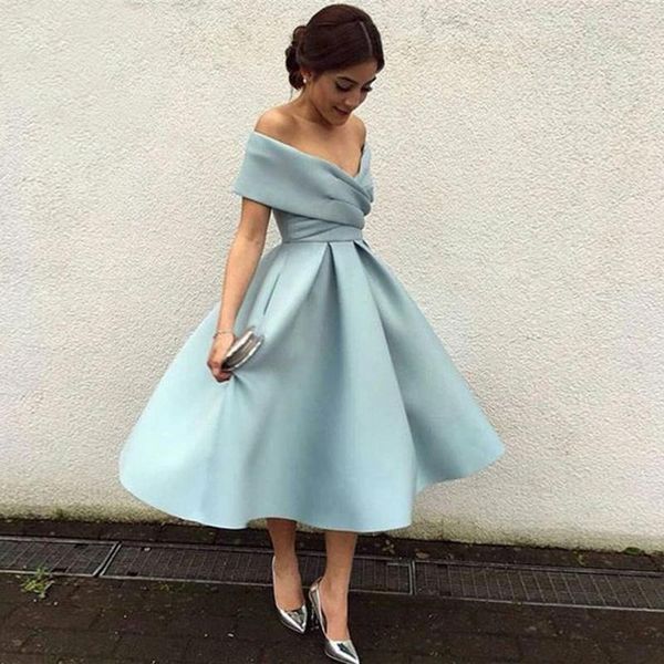 Partykleider Blau Kurzer Abschluss 2024 für Studenten Elegant Schulterfrei V-Ausschnitt Prinzessin Flauschiger Abschlussball Ballkleid Heimkehr Vestidos