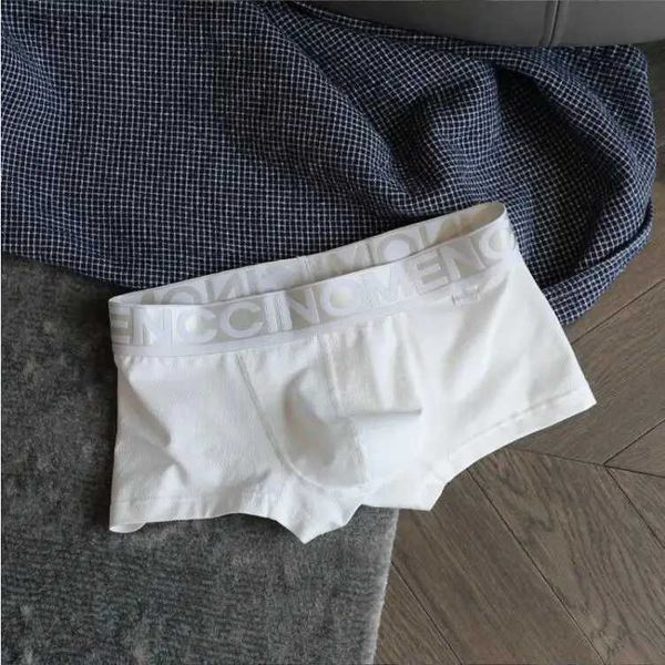 Mutande Sollevamento fianchi tinta unita vita bassa intimo uomo Sport Boxer giovanili design giapponese tessuto interno jacquard YQ240214