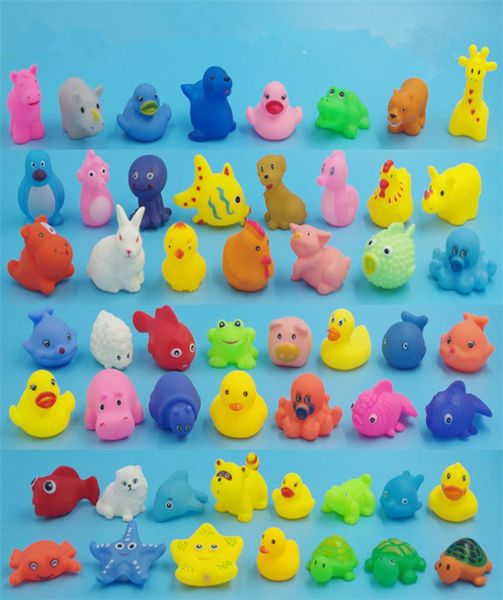 Alta qualità Baby Bath Water Duck Toy Suoni Mini Yellow Rubber Ducks Bagno Piccola anatra Giocattolo Bambini Nuoto Spiaggia Gifts2962361