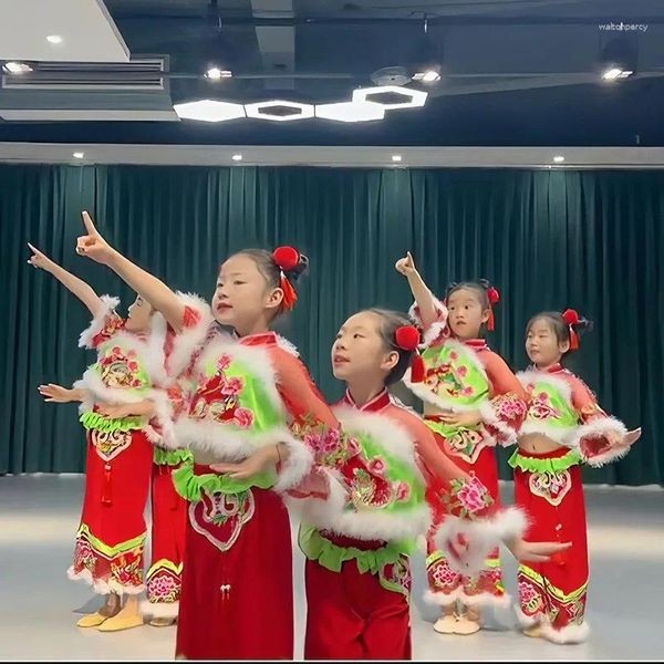 Palco desgaste crianças festivas yangko trajes desempenho rap china vermelho abertura tambor glória lanterna dança