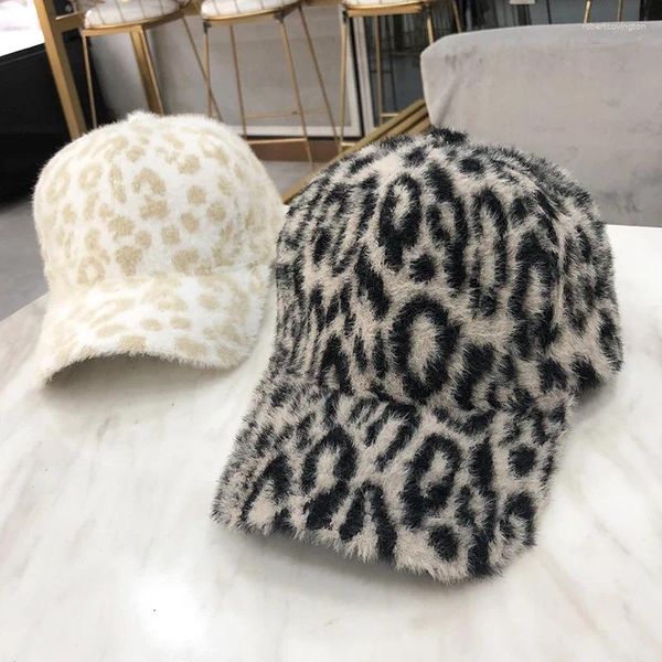 Bola bonés coreano outono e inverno maré leopardo impressão boné de beisebol homens all-match casual quente engrossado vison pelúcia ao ar livre mulheres gorras