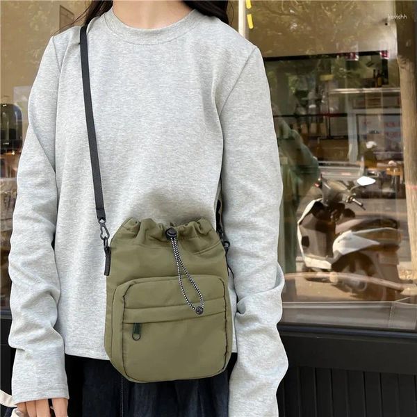 Marsupi Borsa a tracolla personalizzata Borsa a tracolla casual con coulisse pieghettata Secchiello in nylon leggero da donna di grande capacità Wo