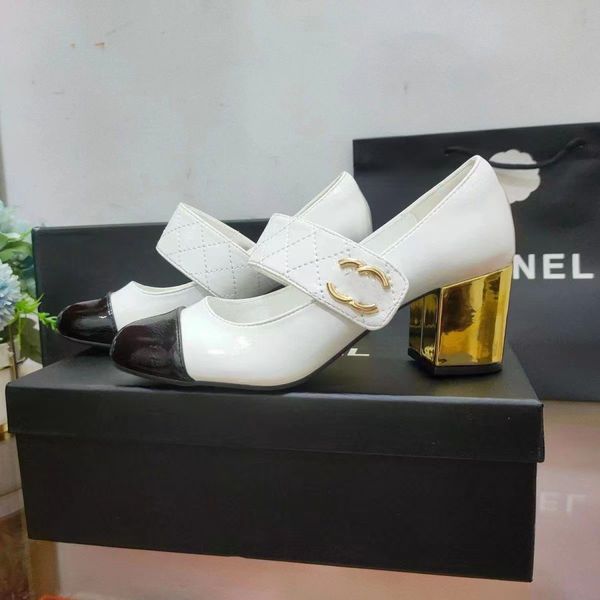 Sapatos de grife Paris Sapatos de moda feminina Designer de luxo de luxo de luxo, sapatos de letras de couro bordadas