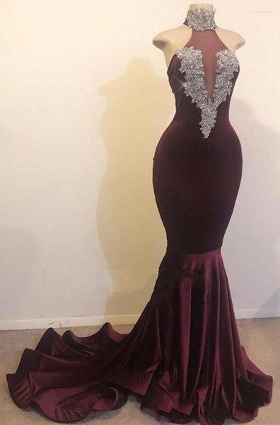 Partykleider 2024 Elegantes Stehkragen-Meerjungfrau-Abschlussballkleid rückenfrei mit Perlen verziert Samt Abendkleid Formales Kleid Vestidos de Fiesta Robe Soriee