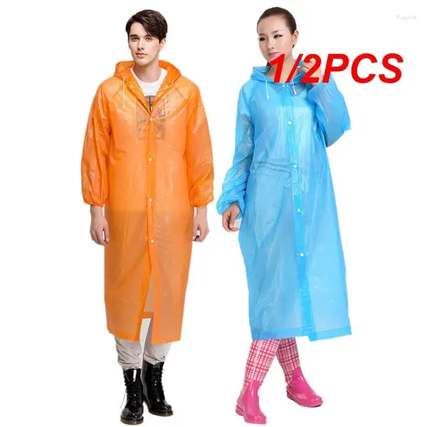 Regenmäntel 1/2PCS Erwachsene Universal Regenmantel Regen Abdeckung Poncho Reise Frauen Regen-bekleidung Wasserdichte Camping Outdoor Mit Kapuze Werkzeug wandern Zubehör