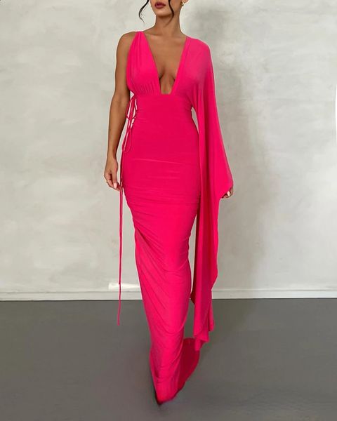 Розово-красное платье макси с открытой спиной, женские сексуальные вечерние платья с рюшами, модное элегантное тонкое длинное летнее платье на одно плечо 240123