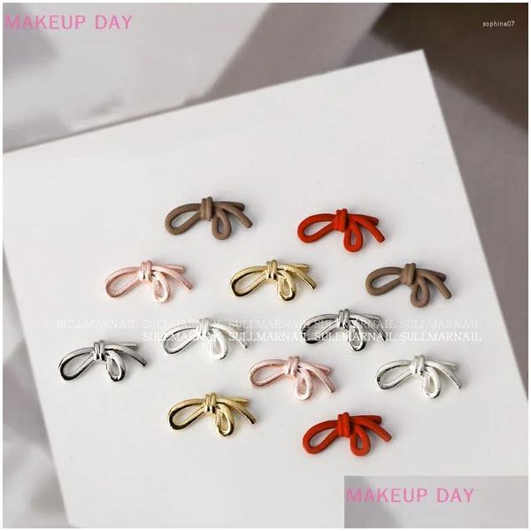 Tırnak Sanat Süslemeleri 5 PCS 3D Metal Bowknot Bow Deco Charm Rhinestones Sadelik Dekor Parçaları Diy Manikür Aksesuarları Takı Deliği Del OTQ8S