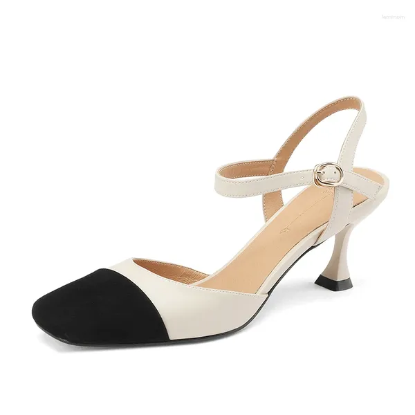 Sandálias elegante feminino salto alto clássico bege split sapatos de couro para mulheres 2024 senhoras verão fivela cinta dedo do pé quadrado
