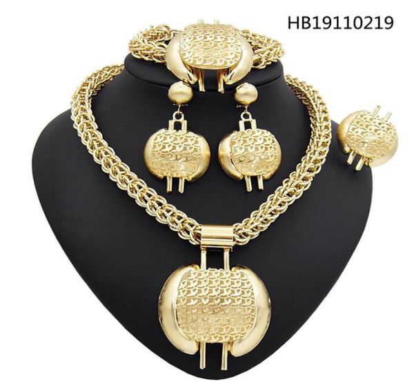 Yulaili Neue Mode Dubai Halskette Schmuck Sets für Frauen Gold Großen Anhänger Ohrringe Armband Ring Nigeria Hochzeit Braut Beautiful7959326