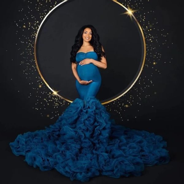 Elegantes königsblaues Umstandskleid im Meerjungfrau-Stil für Fotografie, trägerloses, dehnbares, gerüschtes Tüll-Umstandskleid für Babypartys