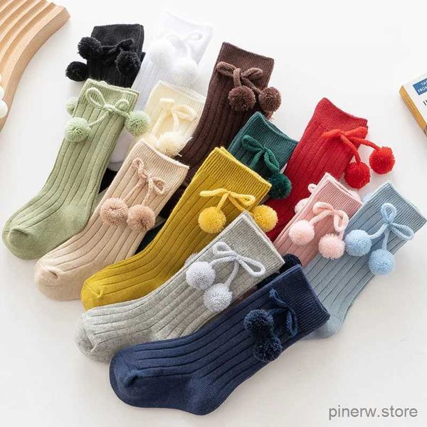 Kindersocken Baby Mädchen Kirschkugel Kniestrümpfe Kleinkind Tube Britischer Stil Prinzessinnensocken für Kinder Stricksocken Beinwärmer 0–5 Jahre