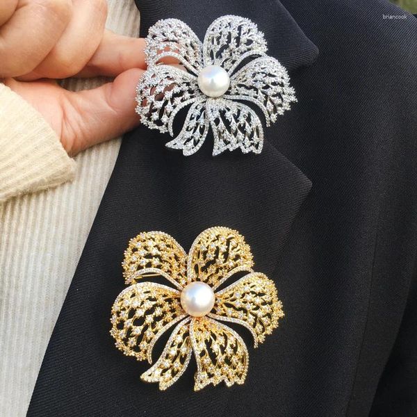 Broschen Blume Süßwasser Perle Brosche Anhänger Für Frauen Modeschmuck Verschiedene Farben Romantisch Elegant Klassisch Passend zum Anzug